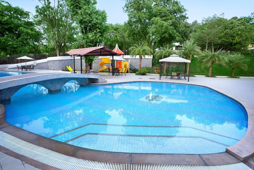 Villa San Lawrenz Lonavala Esterno foto